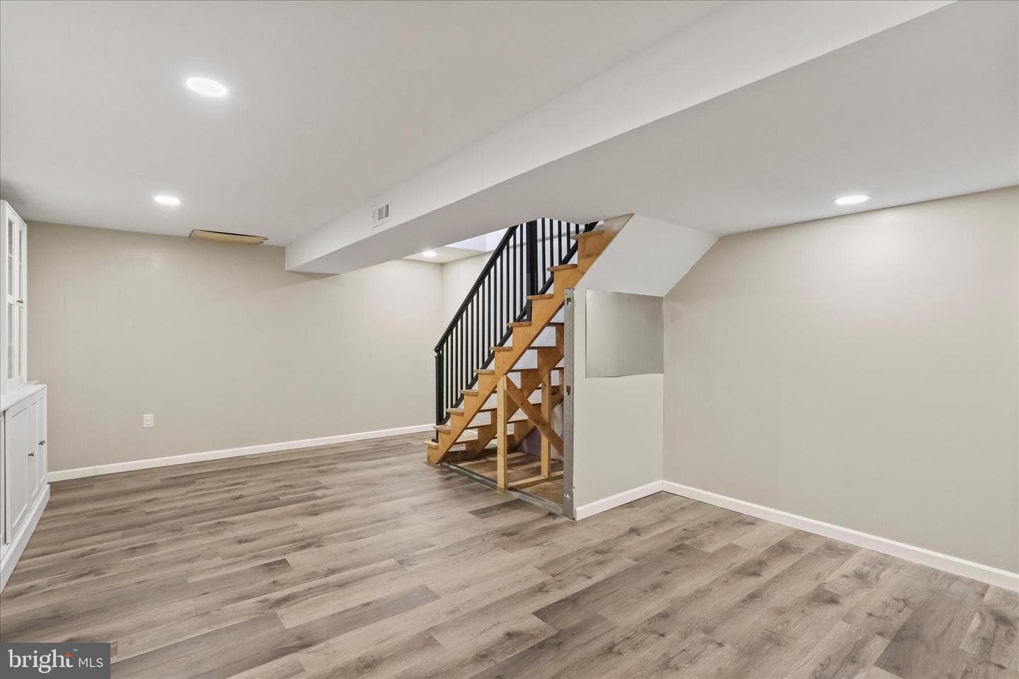 47 Emerald Drive photo 40