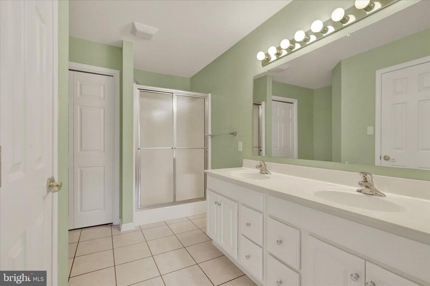 3819 Farmstead Drive photo 15