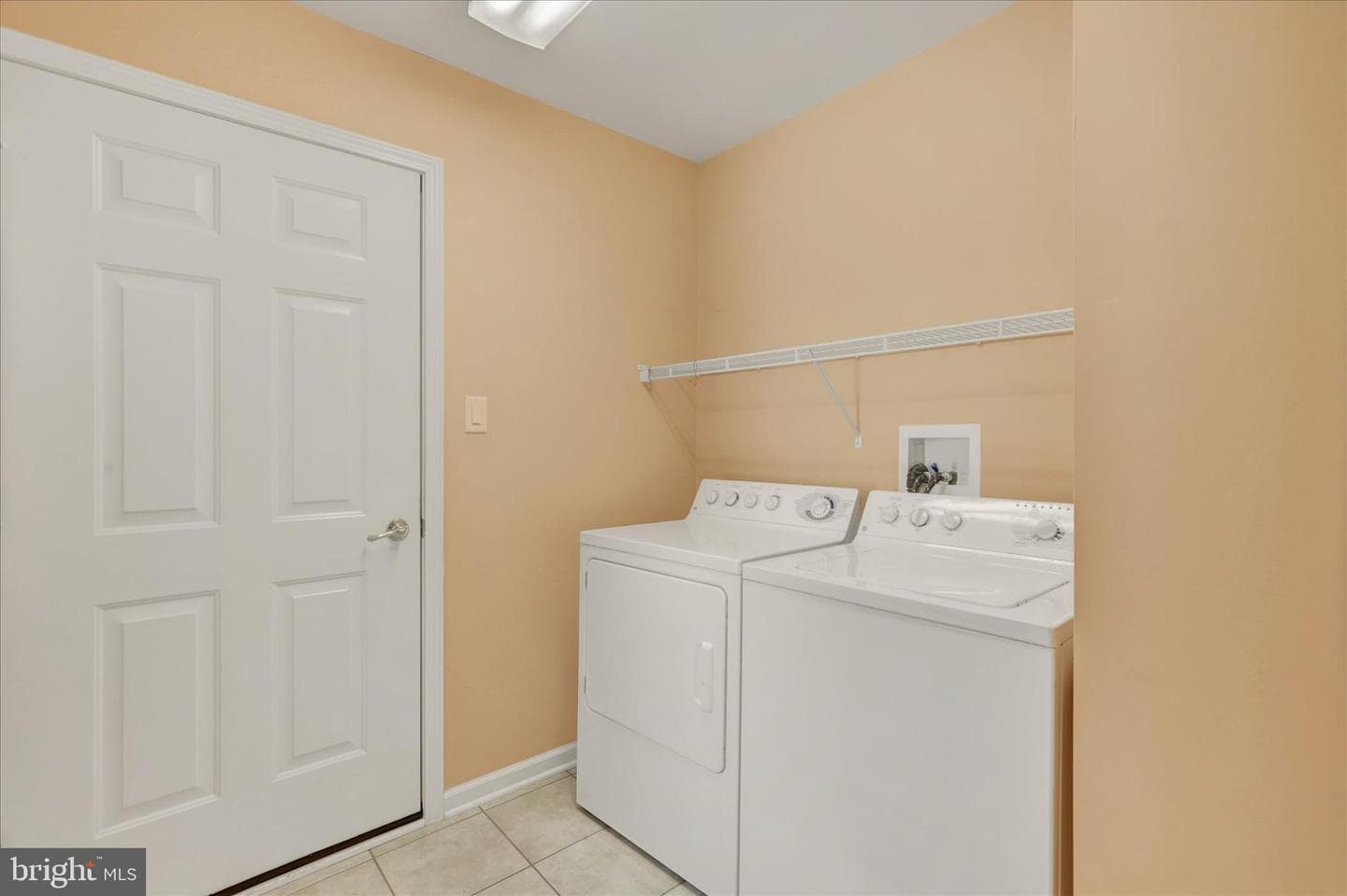 3819 Farmstead Drive photo 9