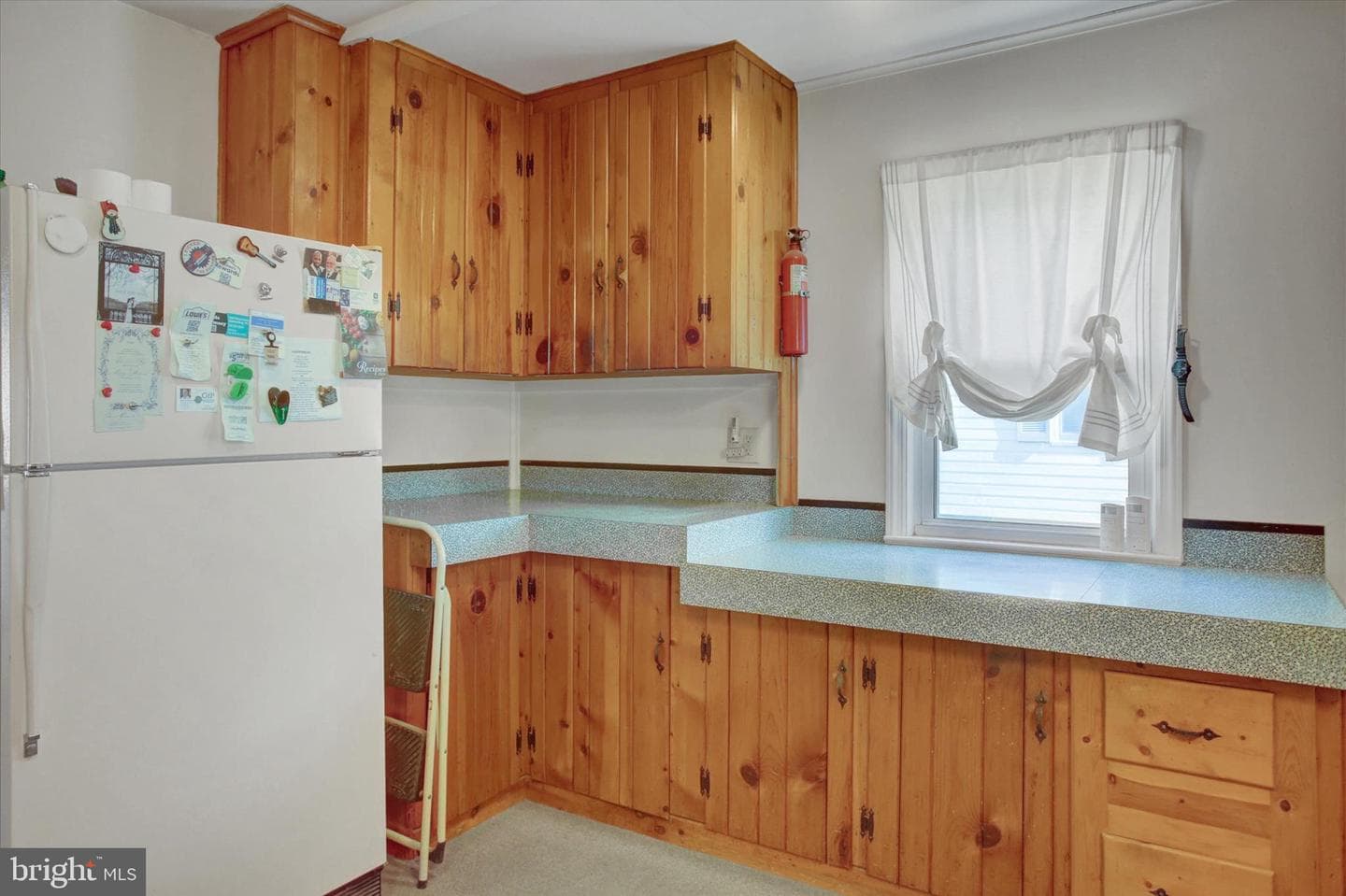 712 Stanley Avenue photo 12