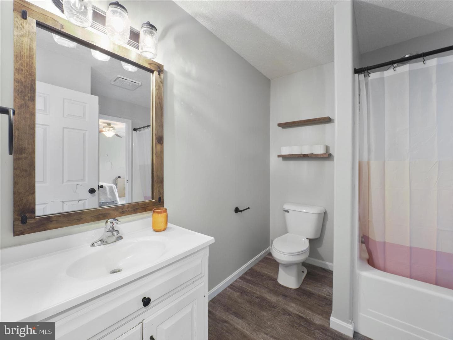 1674 Hammond Drive photo 13
