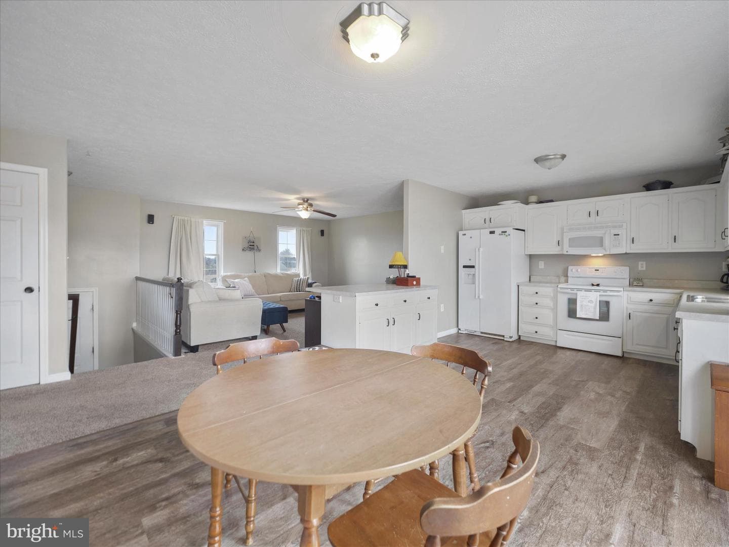 1674 Hammond Drive photo 8