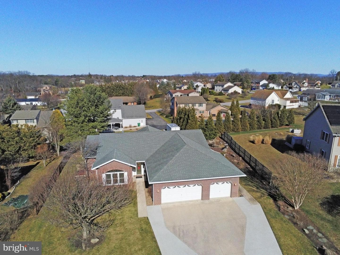 720 Cresson Drive photo 1