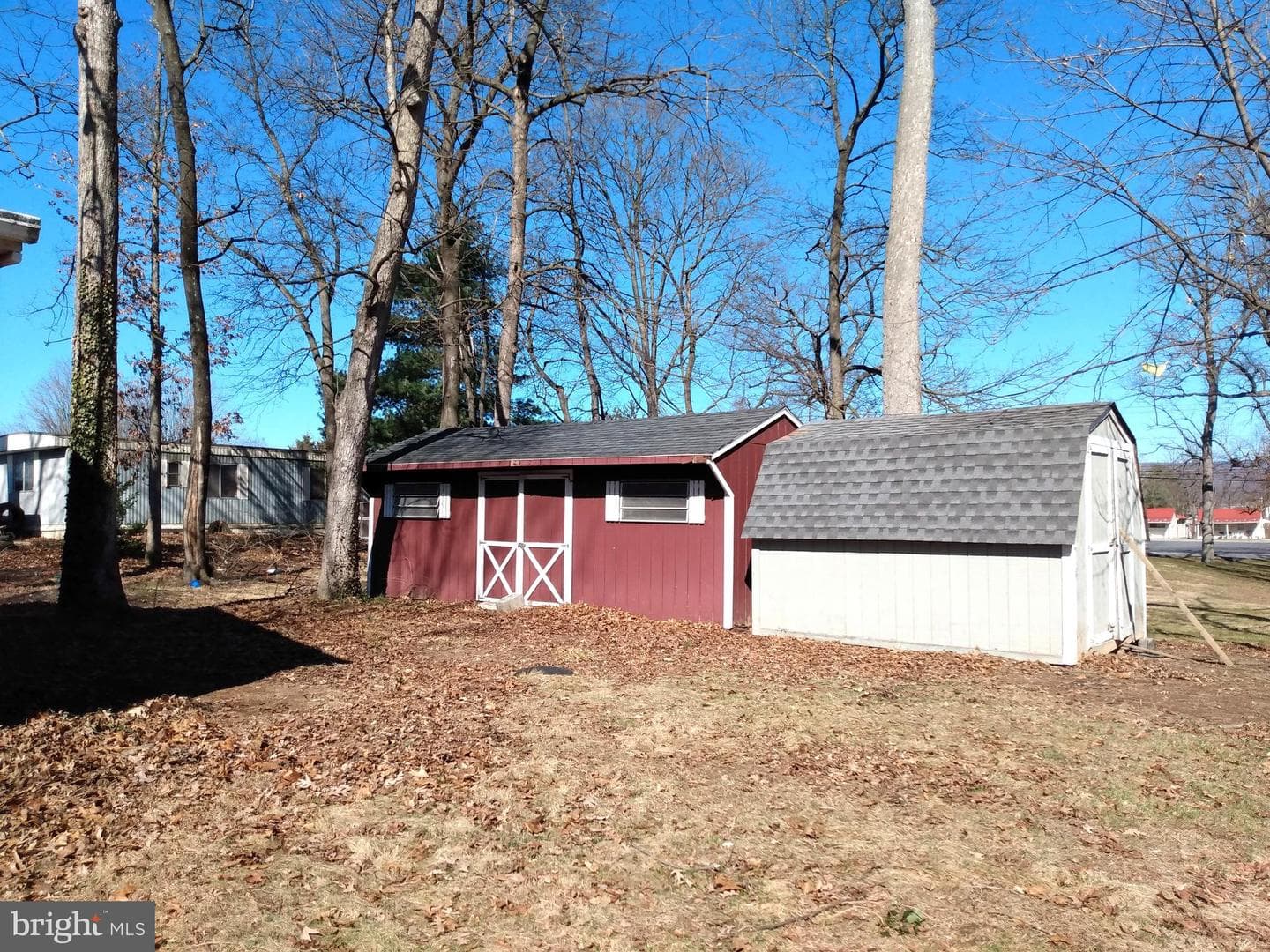 135 Oak Forest photo 16