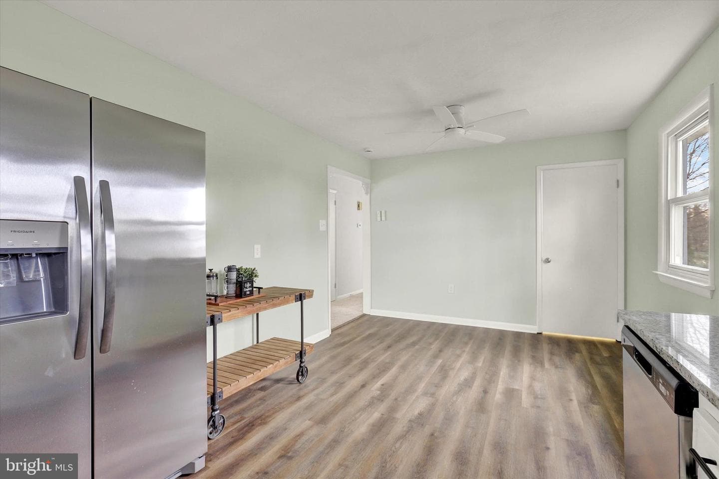 1370 3rd Avenue photo 9