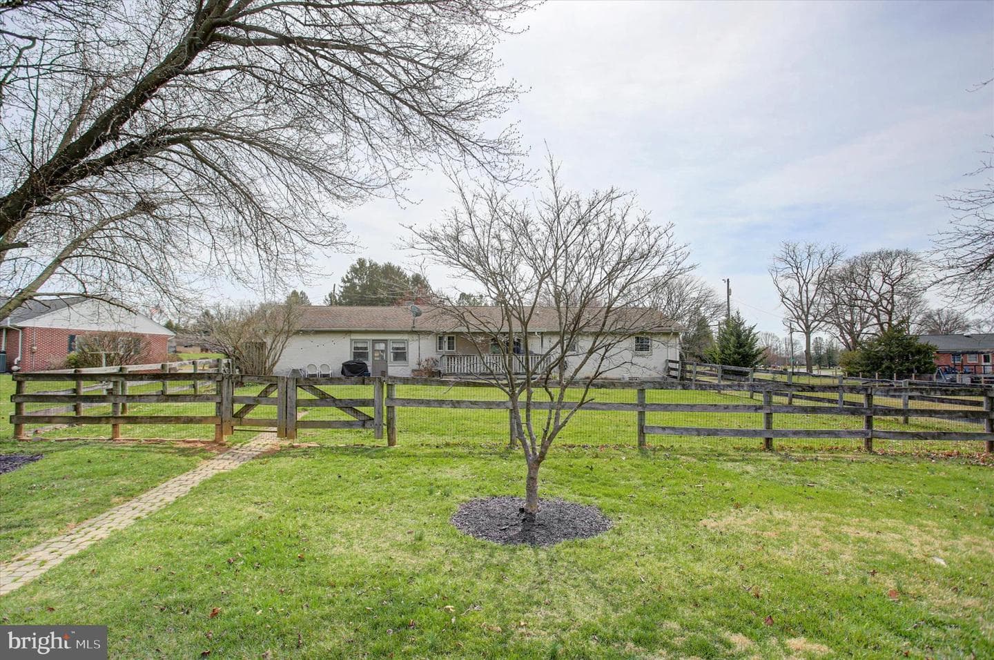 141 Apple Drive photo 41