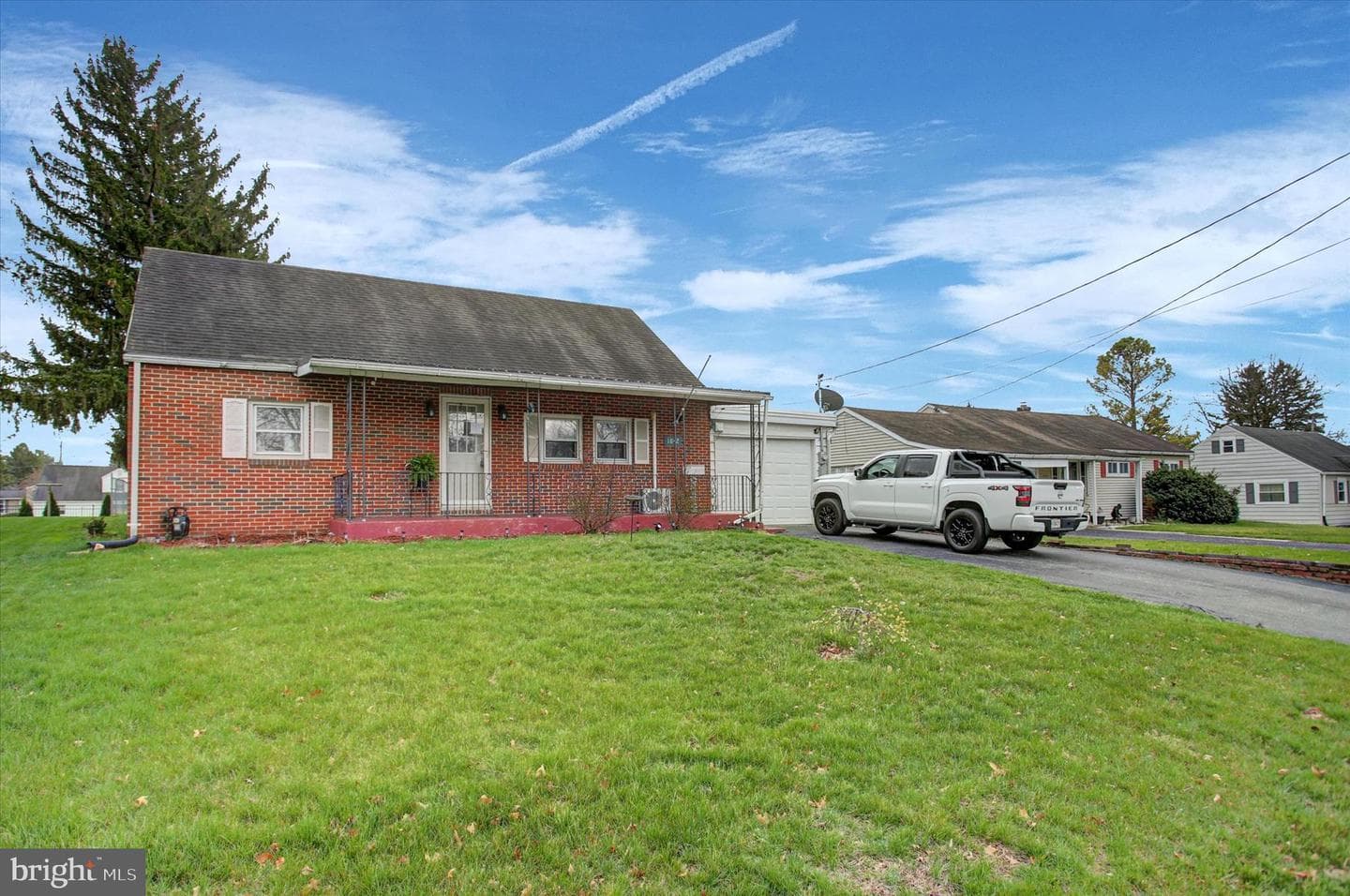1842 Scotland Avenue photo 3
