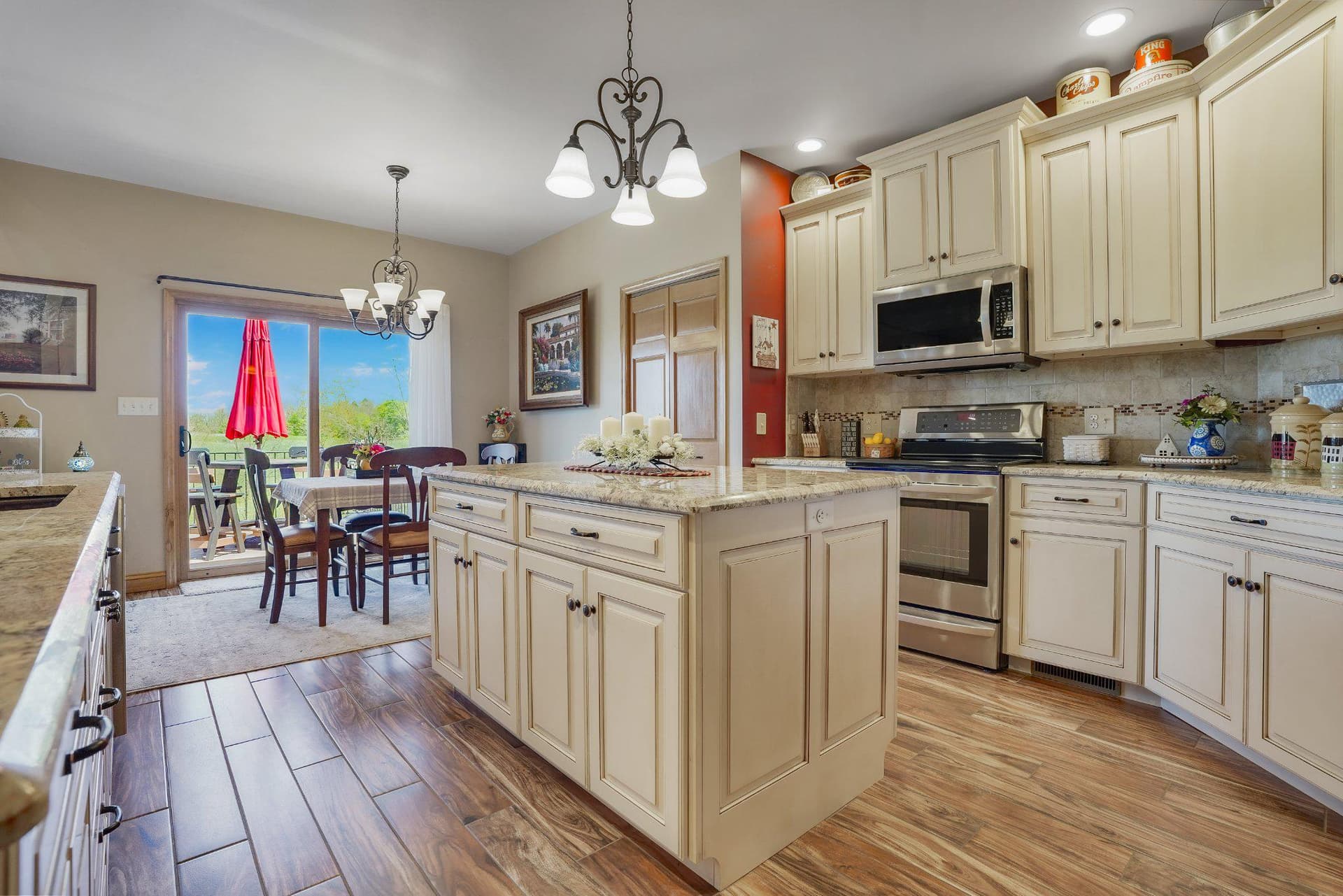 239 Abishire Way photo 12