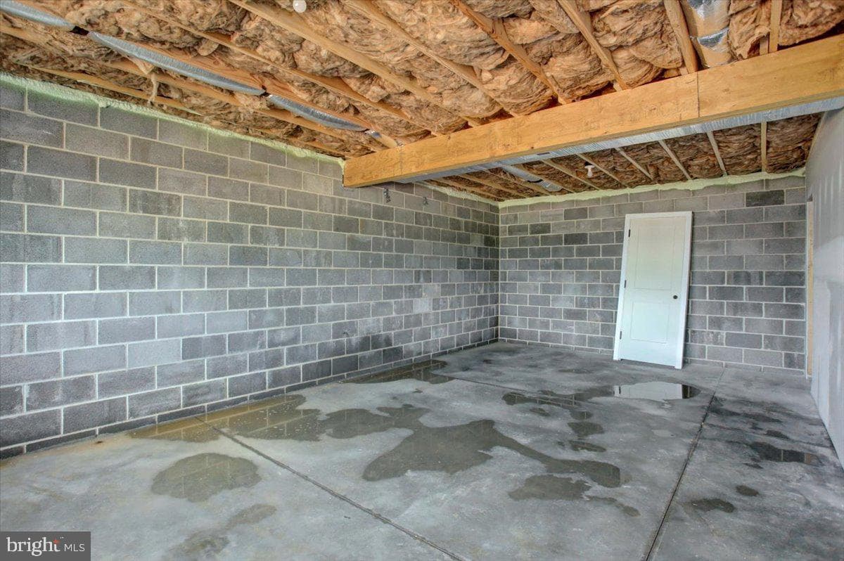 12372 Benning Avenue photo 25