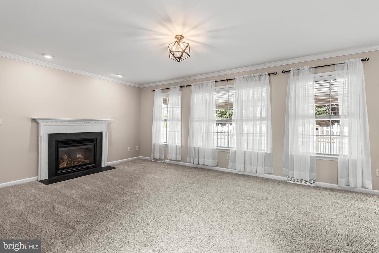 1831 Bell Avenue photo 23
