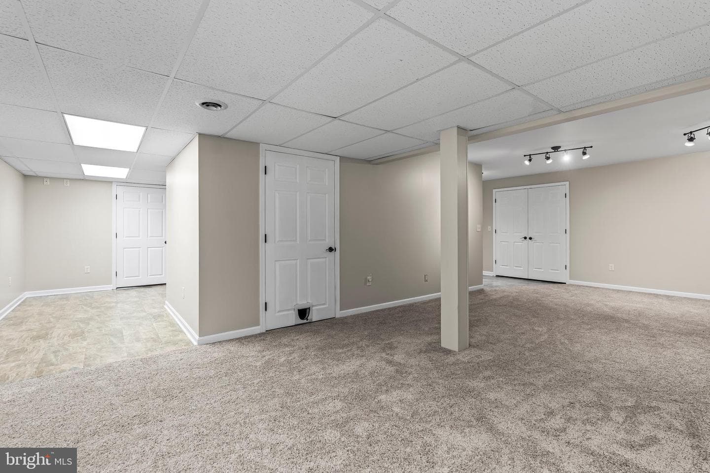 1831 Bell Avenue photo 50
