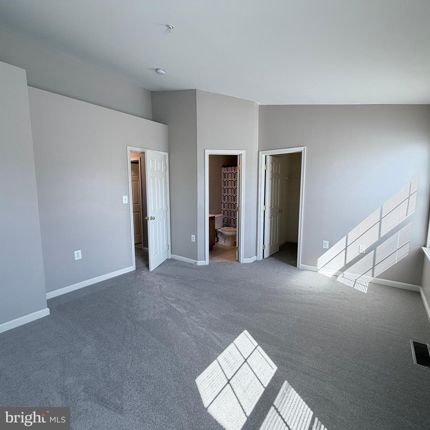 3361 Landmark Court photo 29