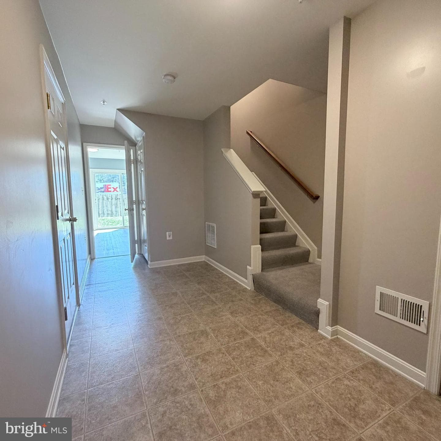 3361 Landmark Court photo 3