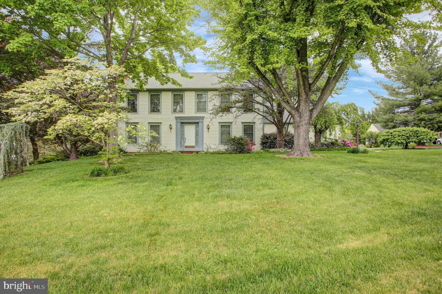 12275 Knollwood Circle photo 3