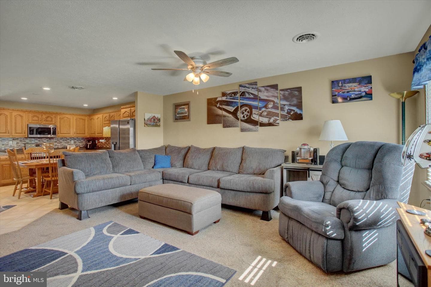 432 Kara Way photo 7