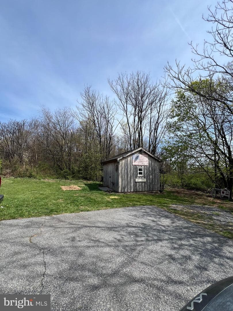 2291 Edenville Road photo 20