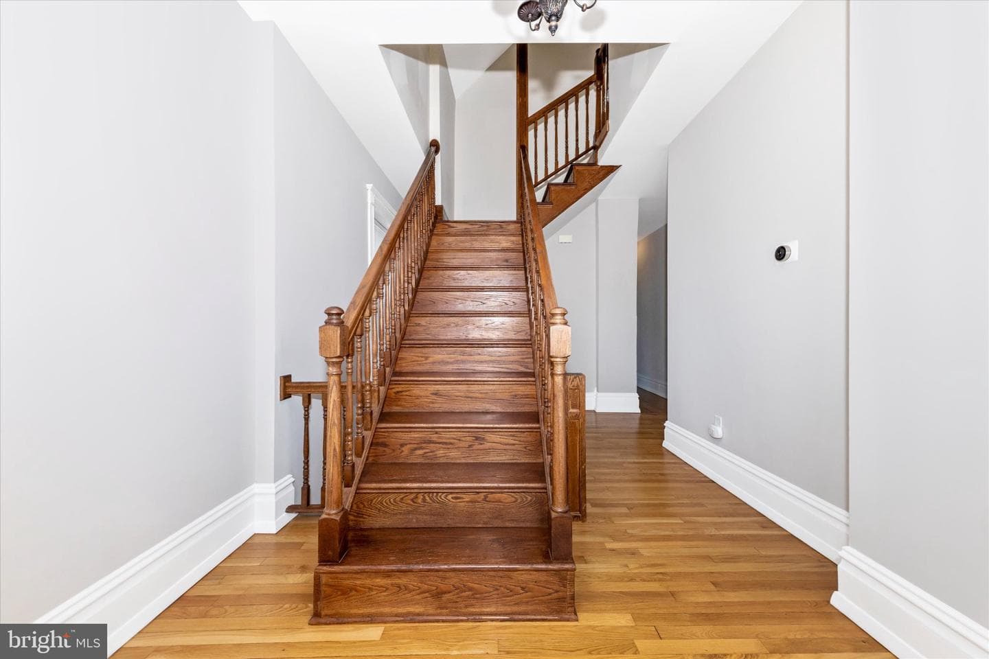 140 N Grant Street photo 32