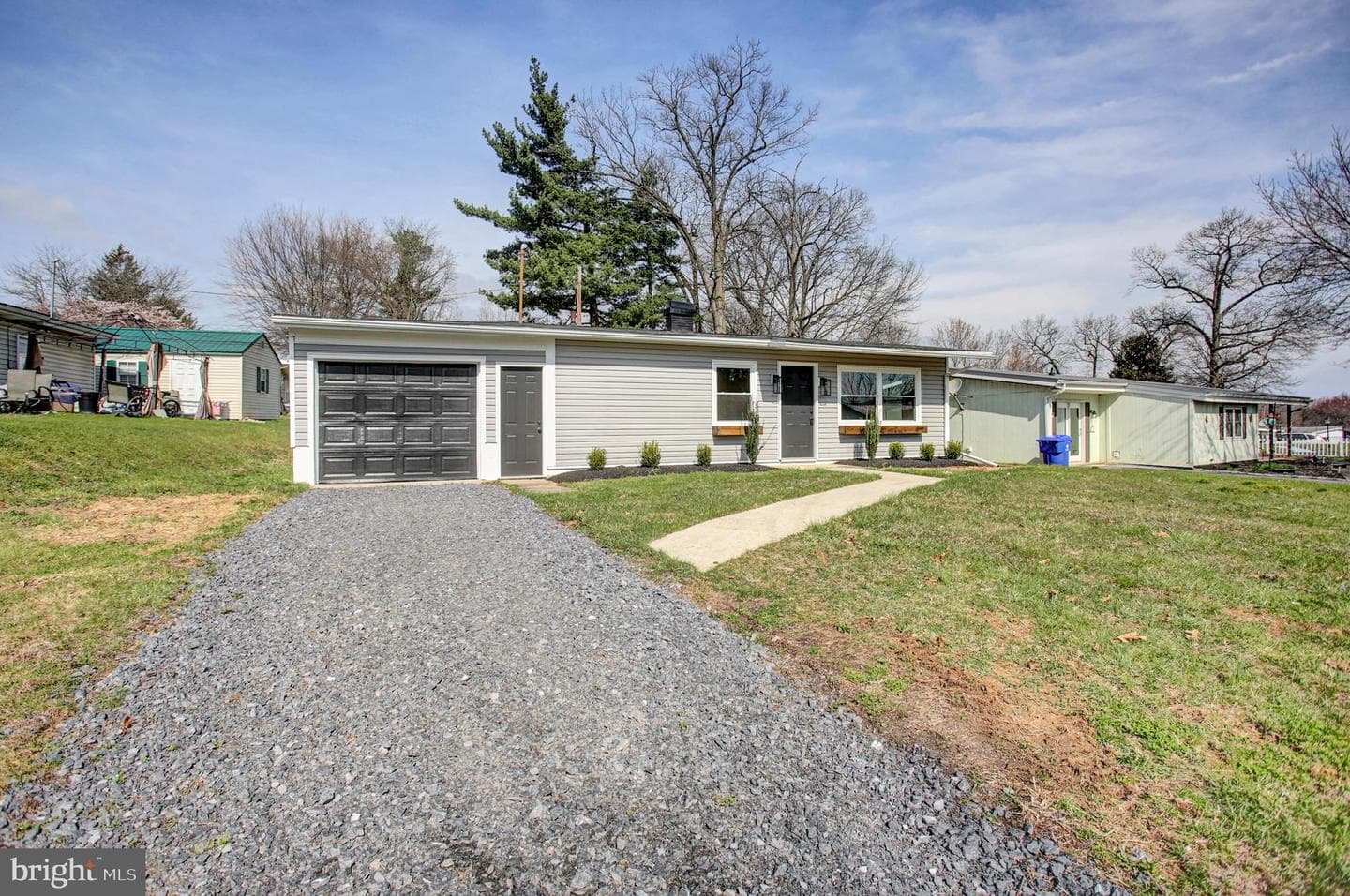 67 5th Avenue photo 29