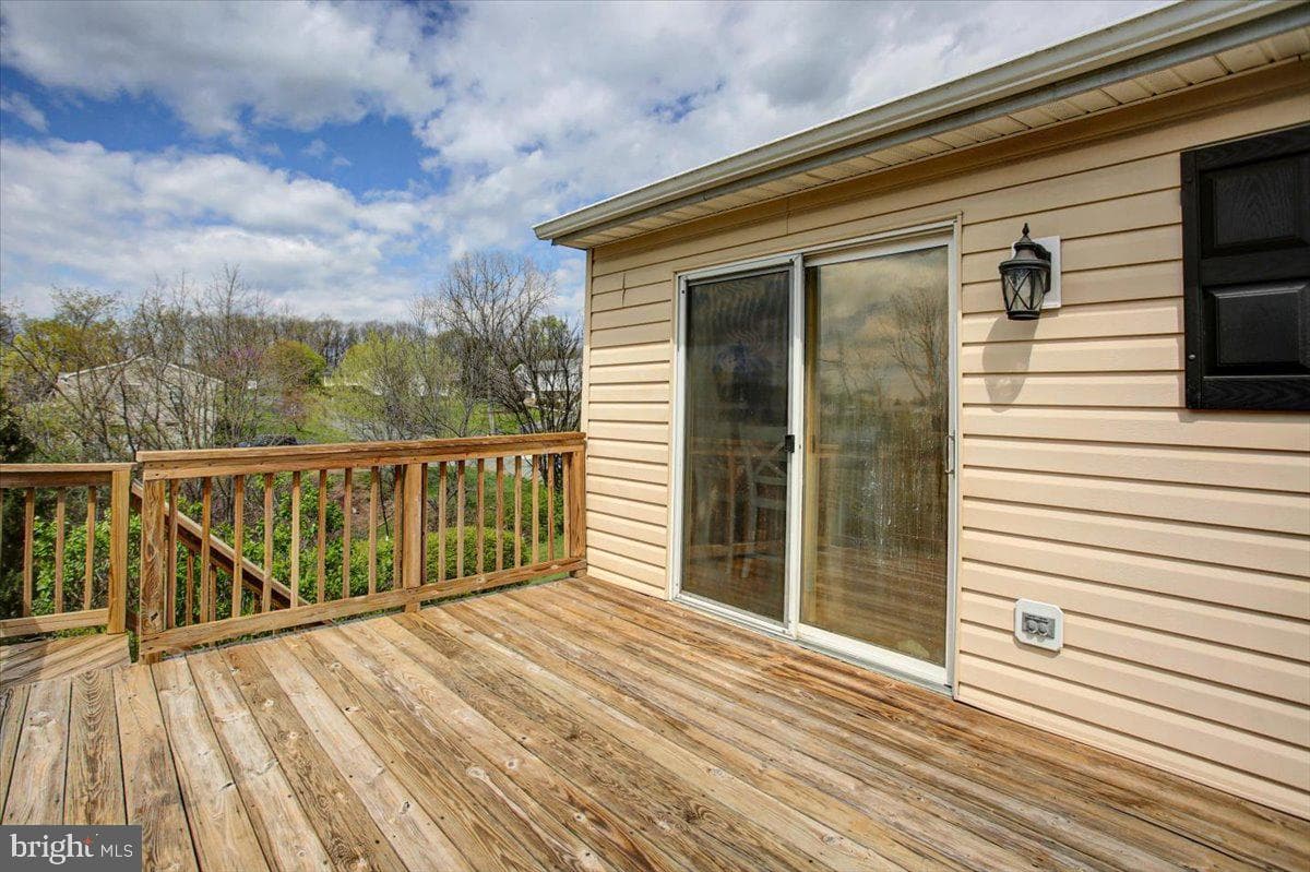3628 Harold Place photo 17