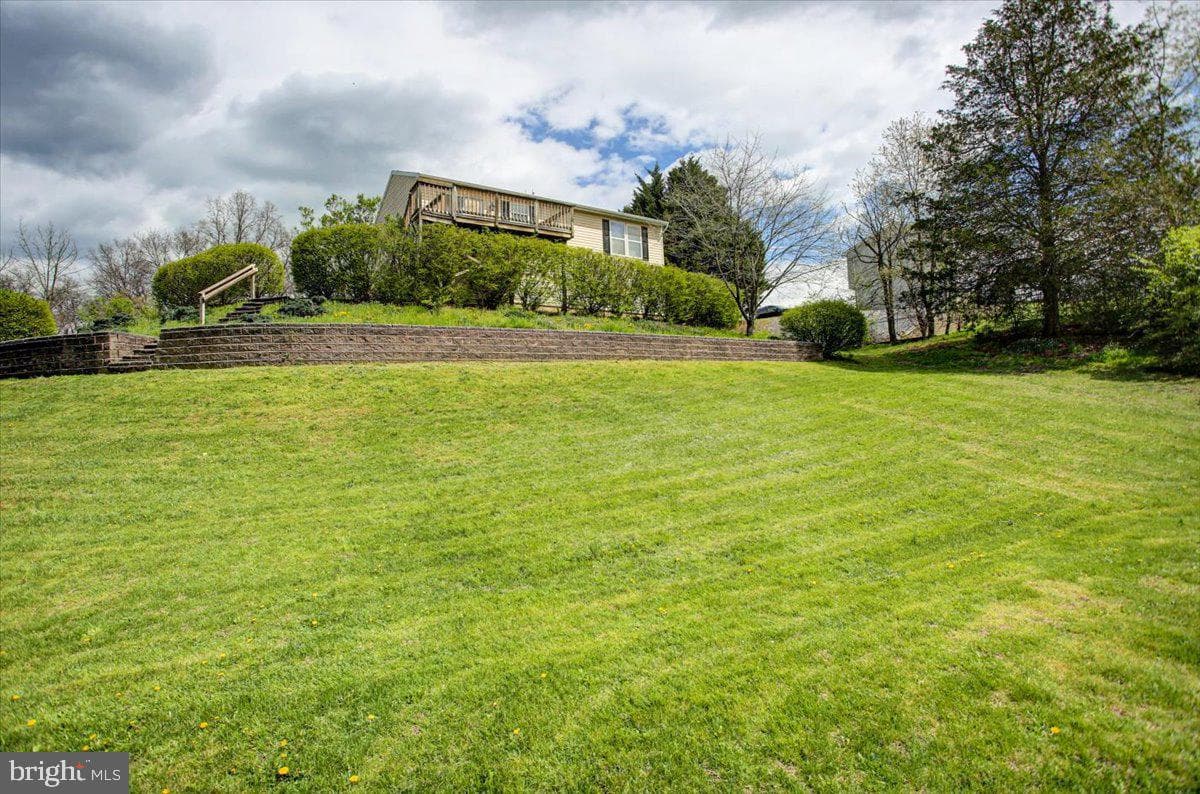 3628 Harold Place photo 5