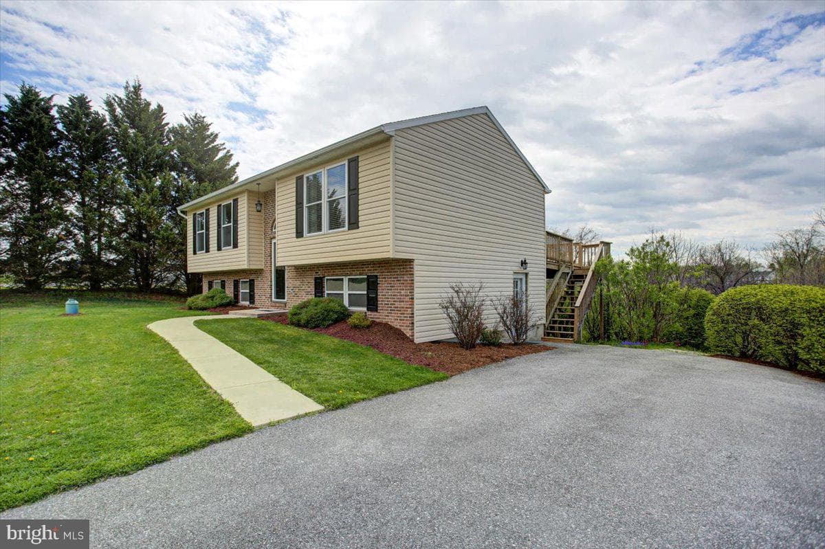 3628 Harold Place photo 8