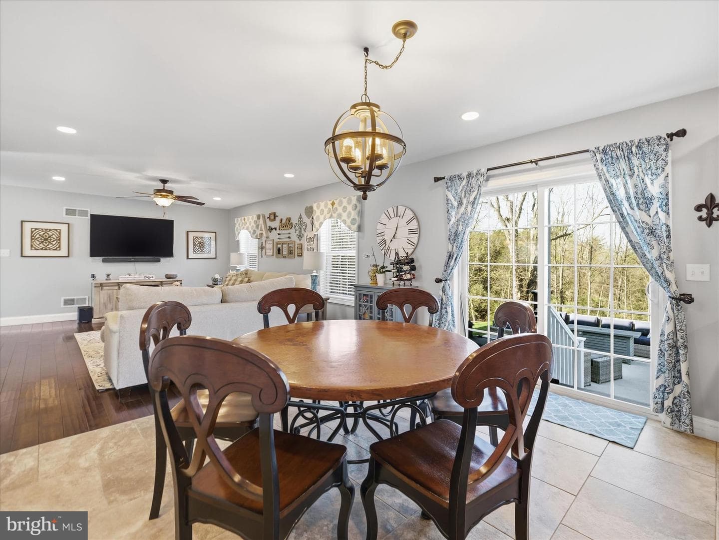 1356 Emilys Court photo 19