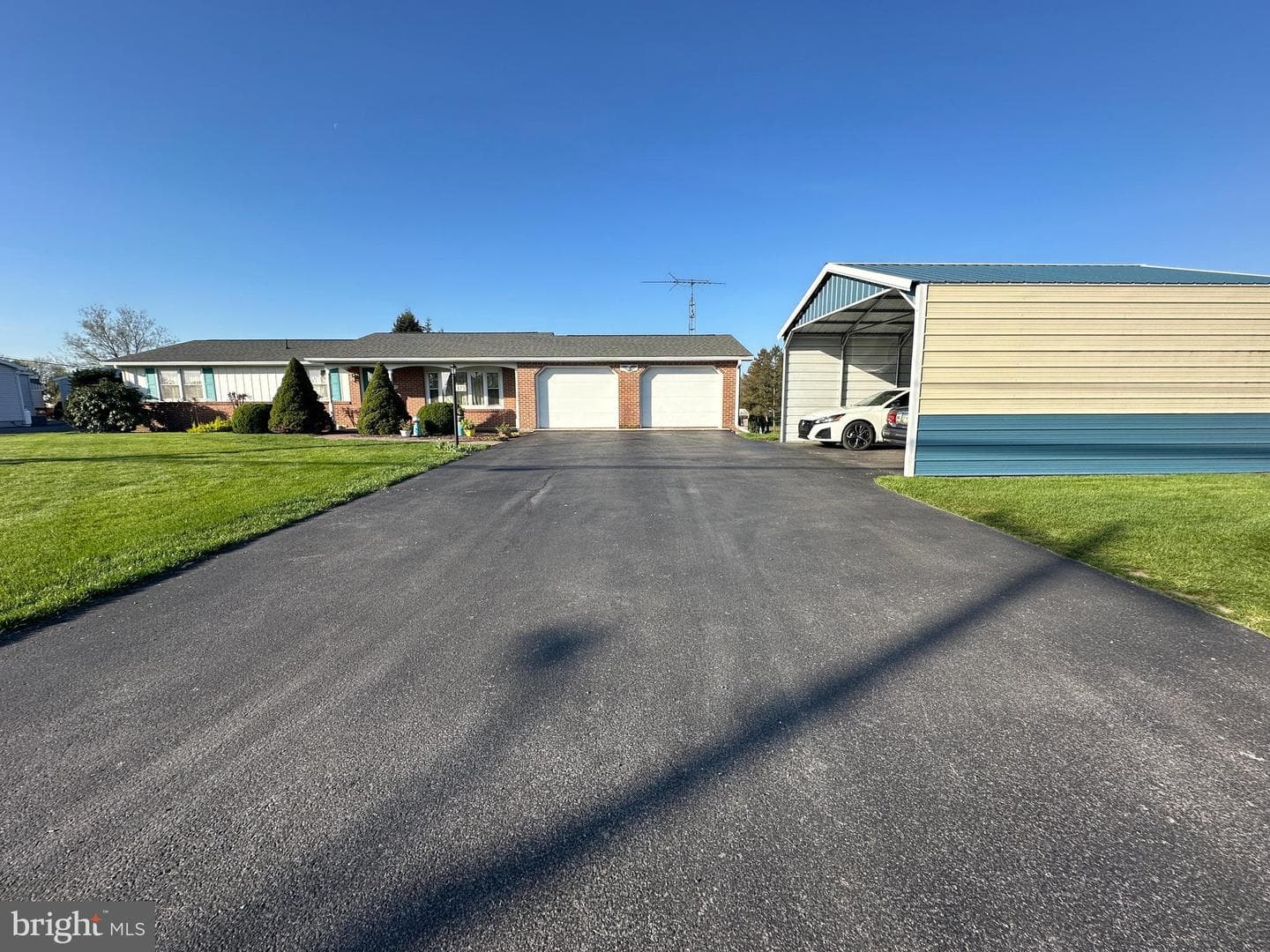 375 St Thomas-Edenville Rd photo 9