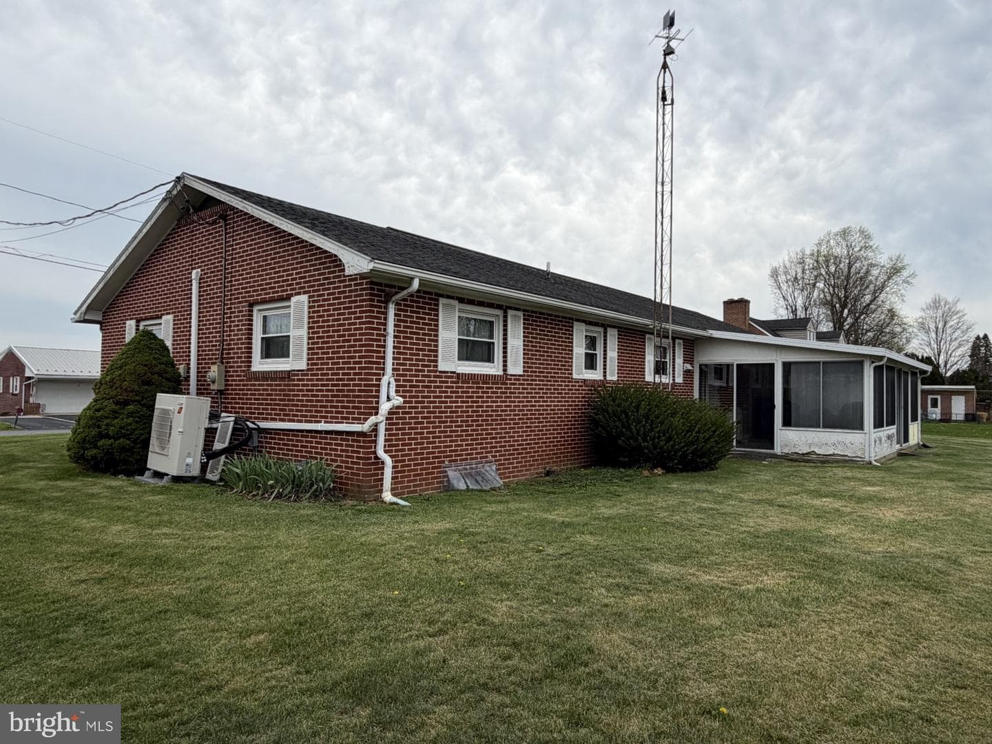 7935 Scenic Drive photo 3