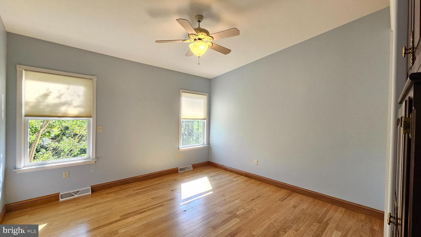 132 Buckingham Drive photo 10