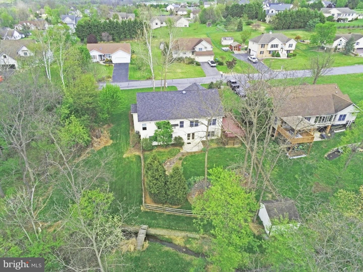 132 Buckingham Drive photo 31