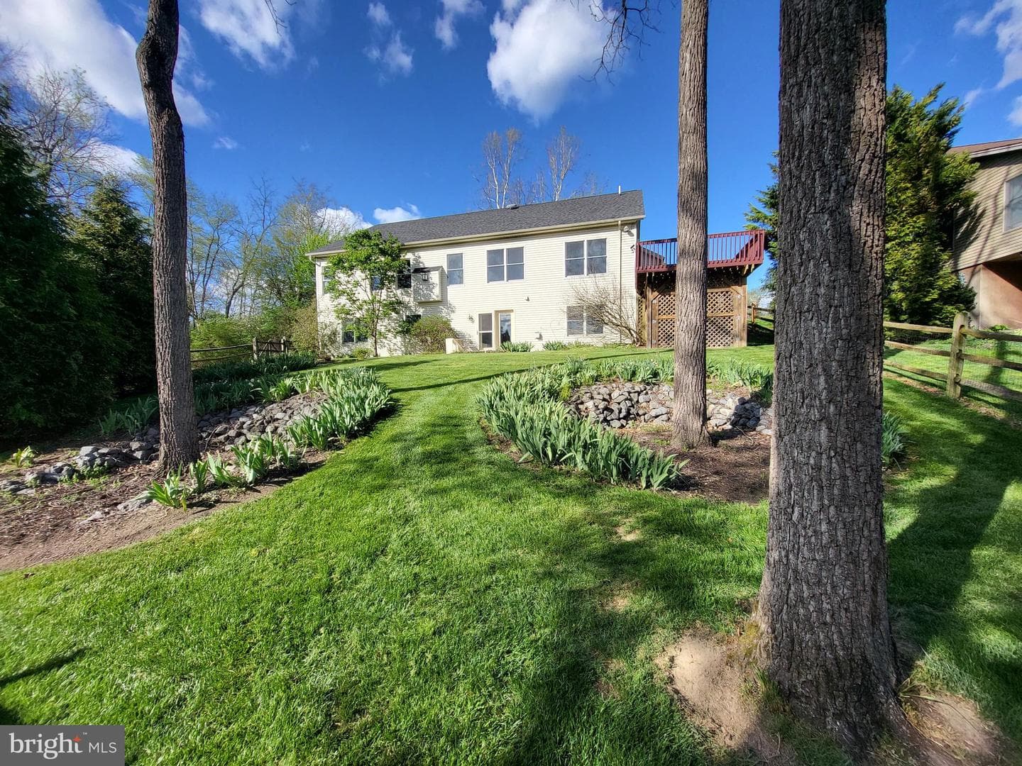 132 Buckingham Drive photo 32