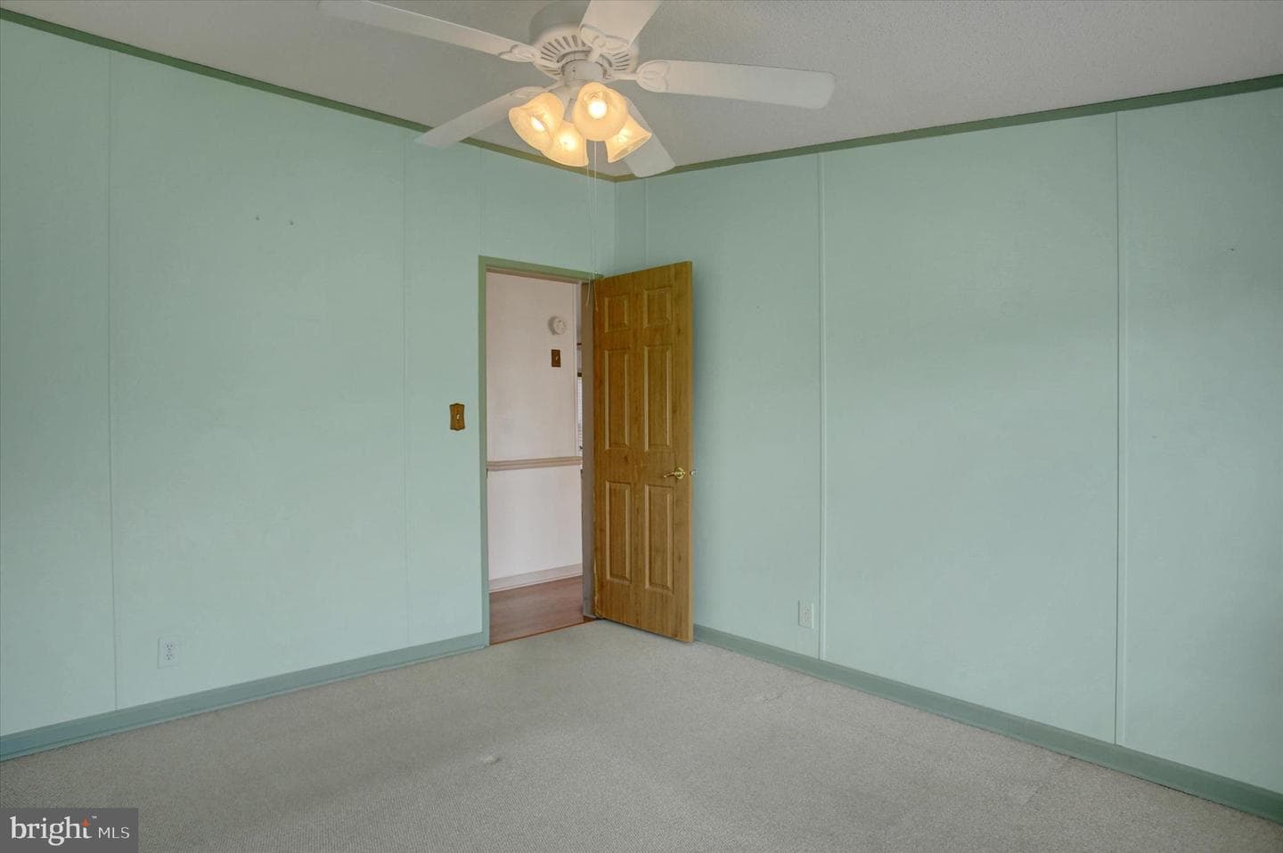 5664 Claridge Court photo 22