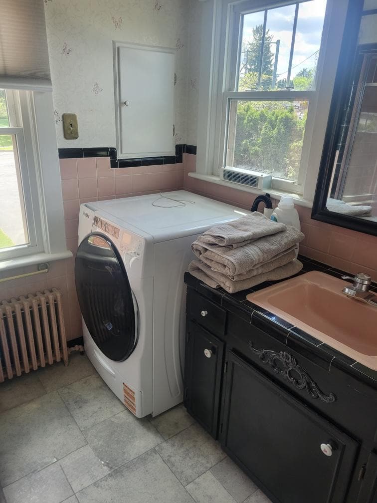 835 W King Street photo 28