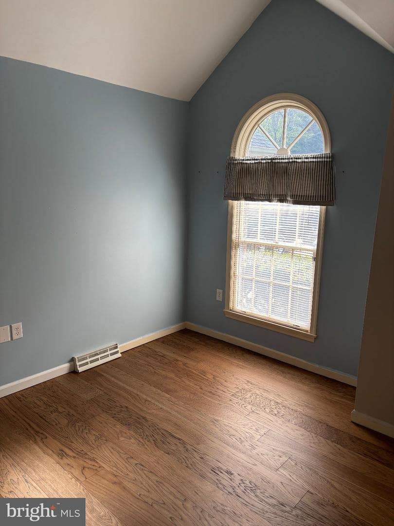 6188 Greenbriar Lane photo 15