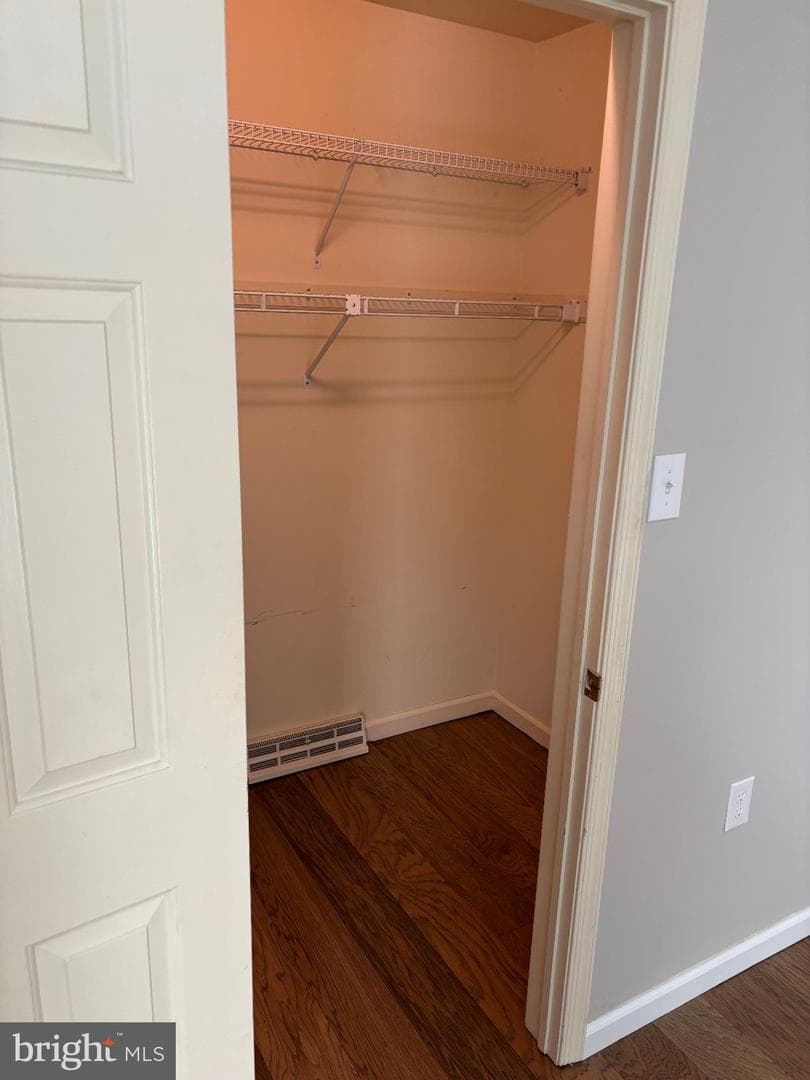 6188 Greenbriar Lane photo 23