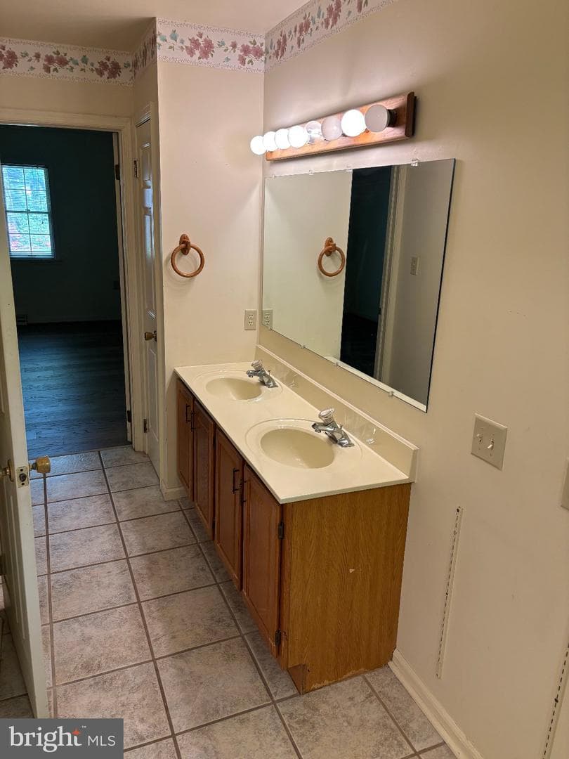 6188 Greenbriar Lane photo 31