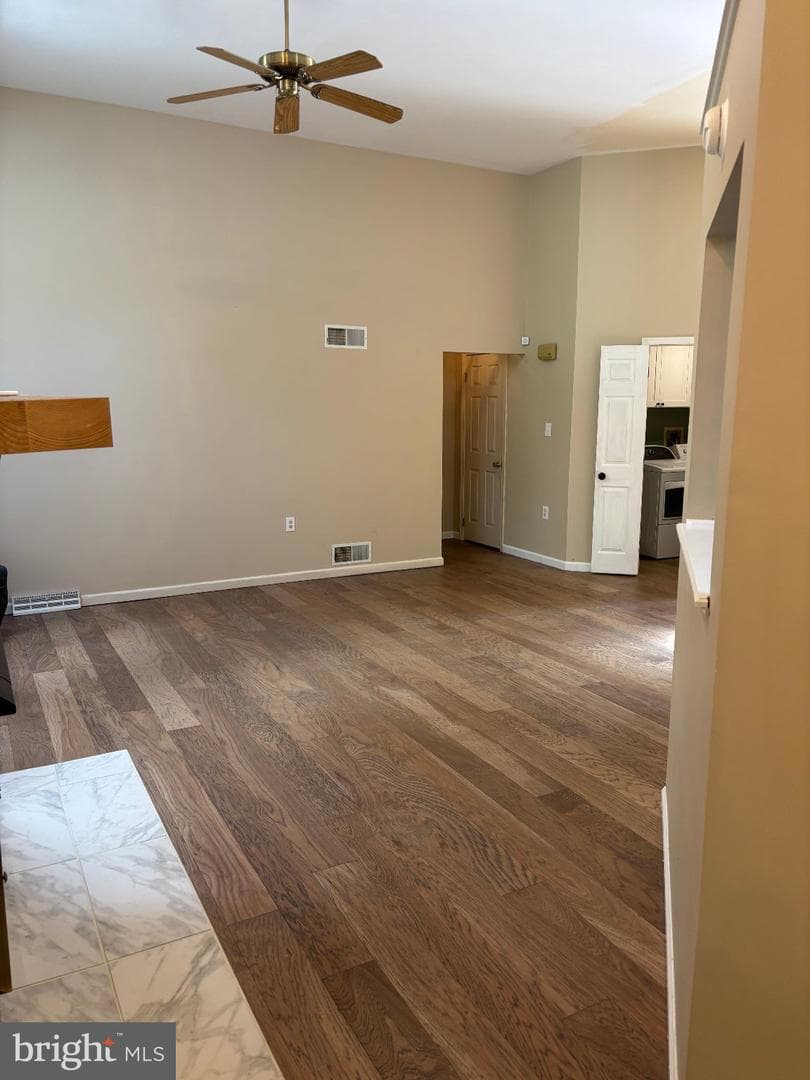 6188 Greenbriar Lane photo 7