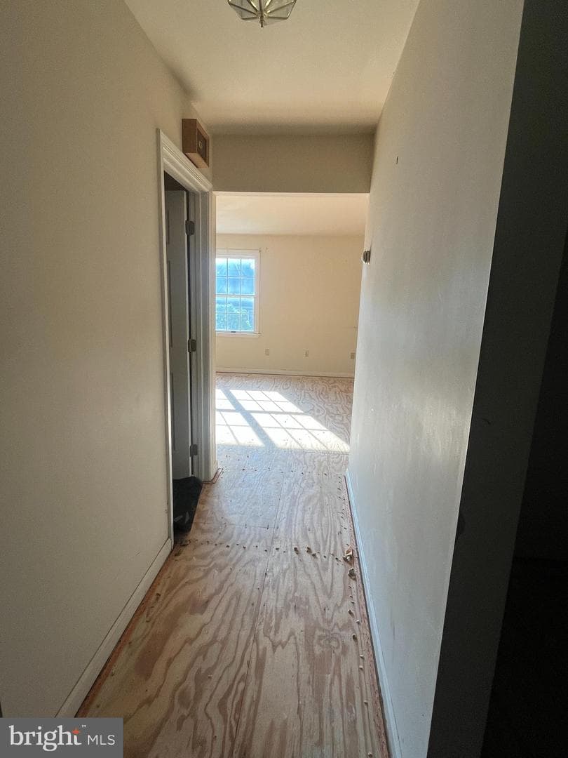 150 S S Price Avenue photo 17