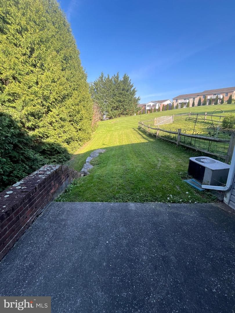 150 S S Price Avenue photo 30