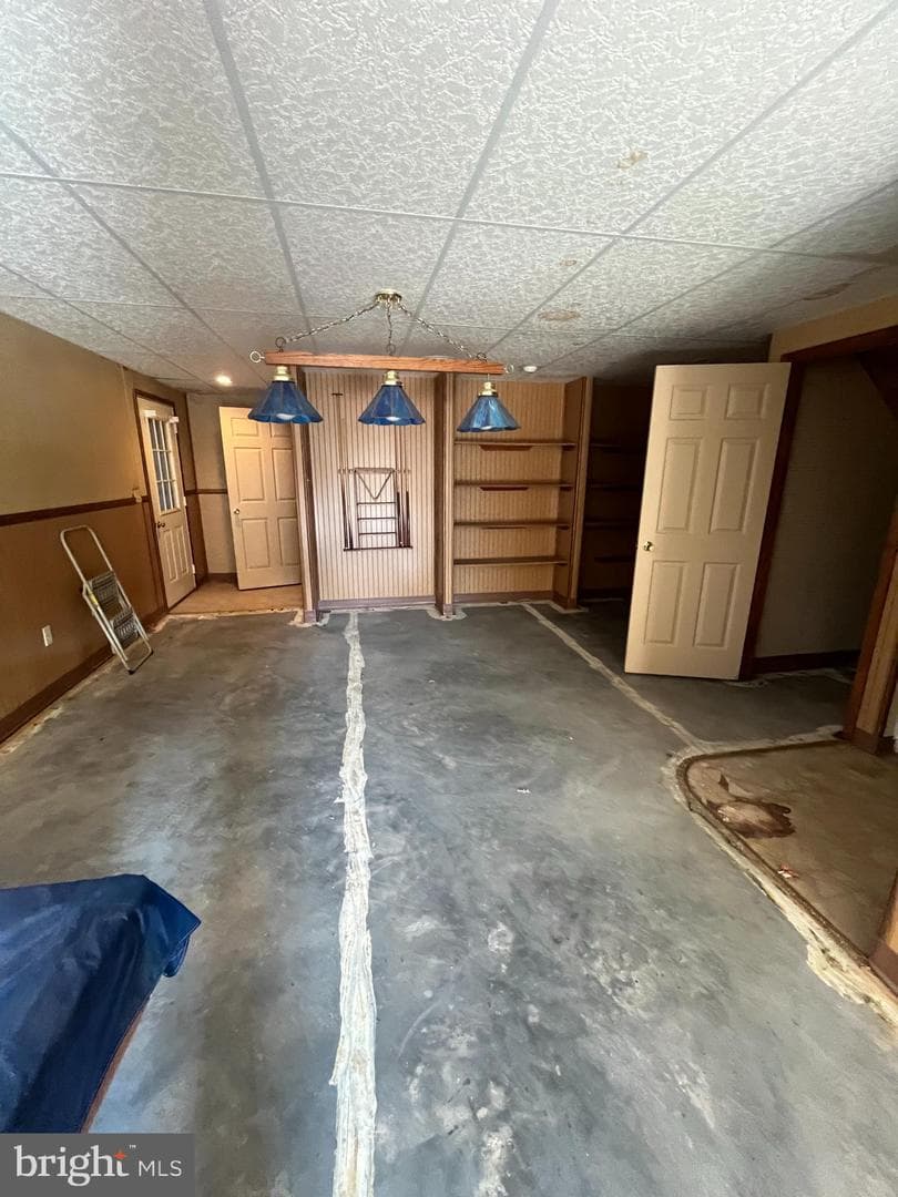 150 S S Price Avenue photo 6