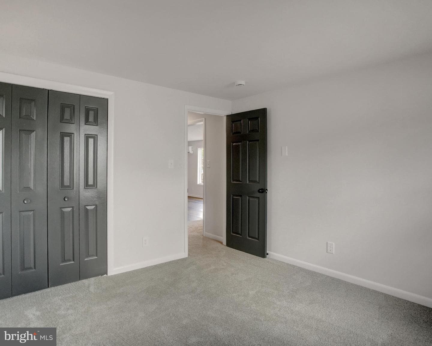 14944 Sherwood Drive photo 20