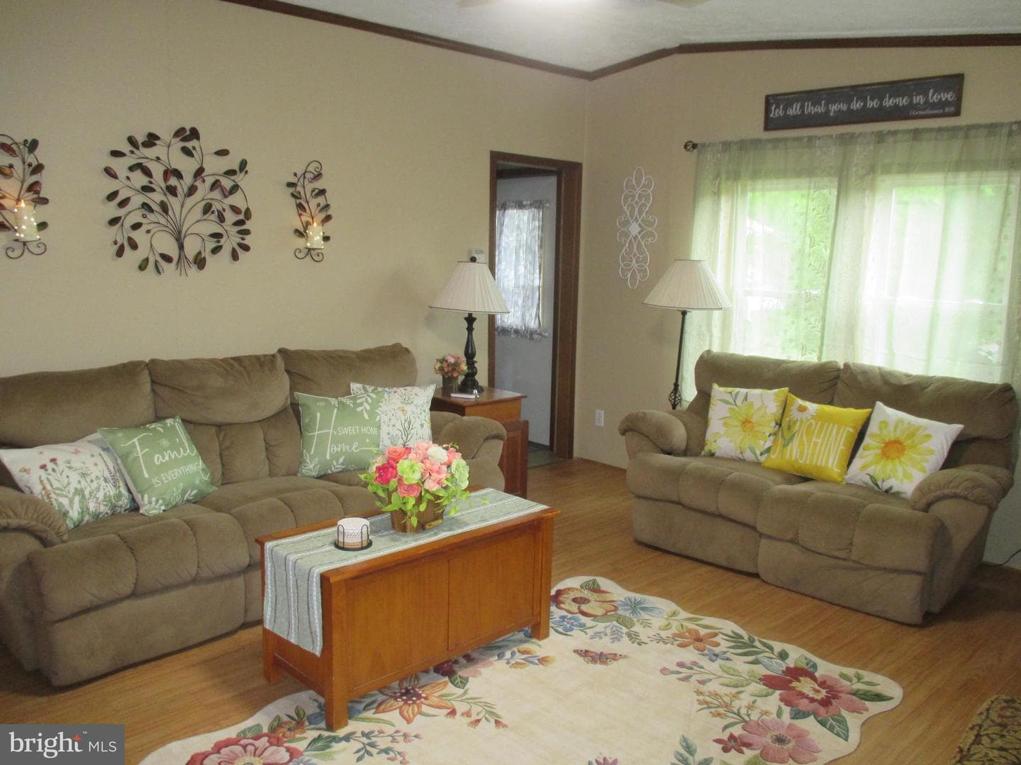 284 Waverly Court photo 27