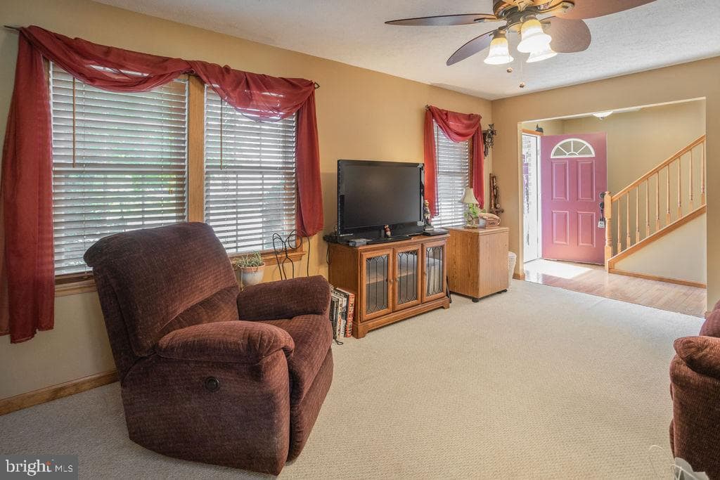 118 Baker And Russell Drive photo 6