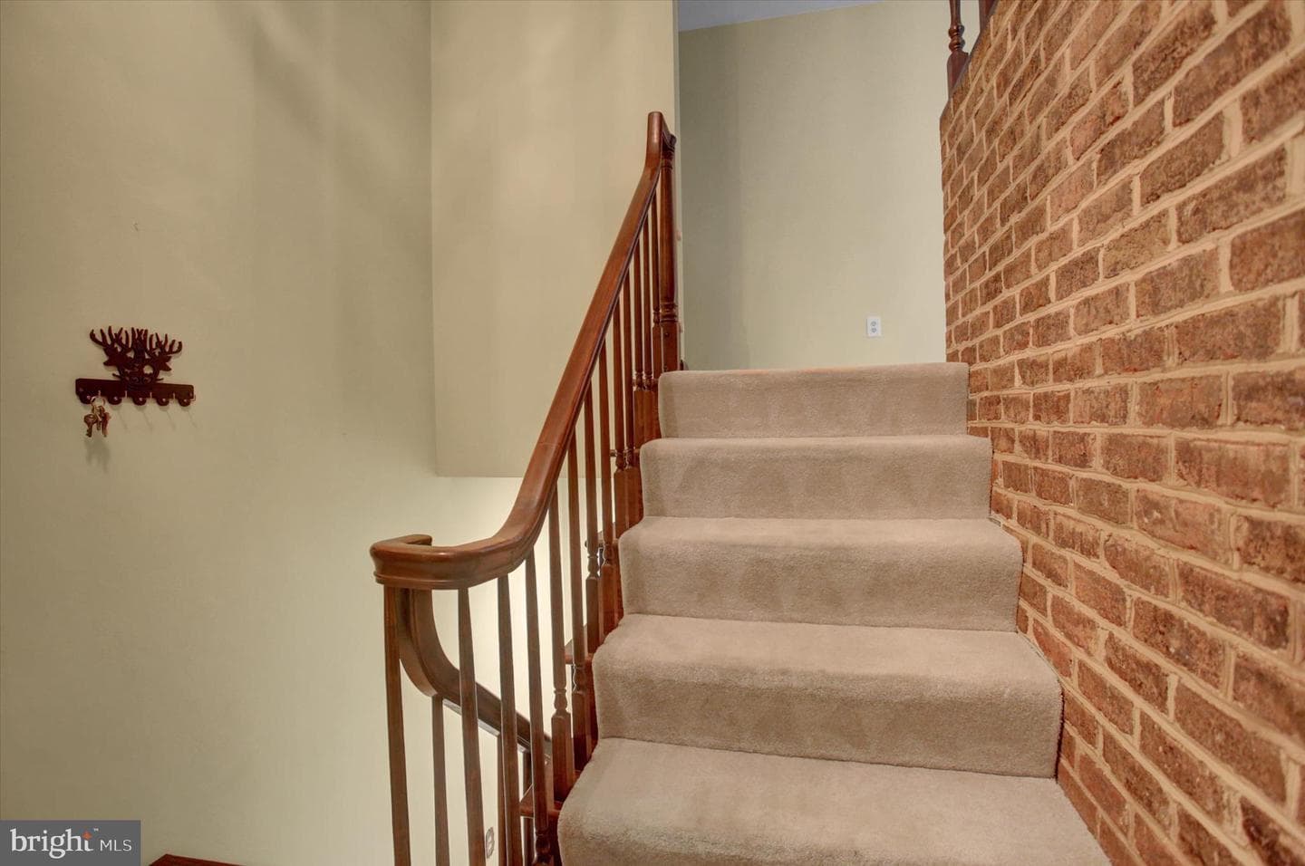 139 Park Place West W photo 5