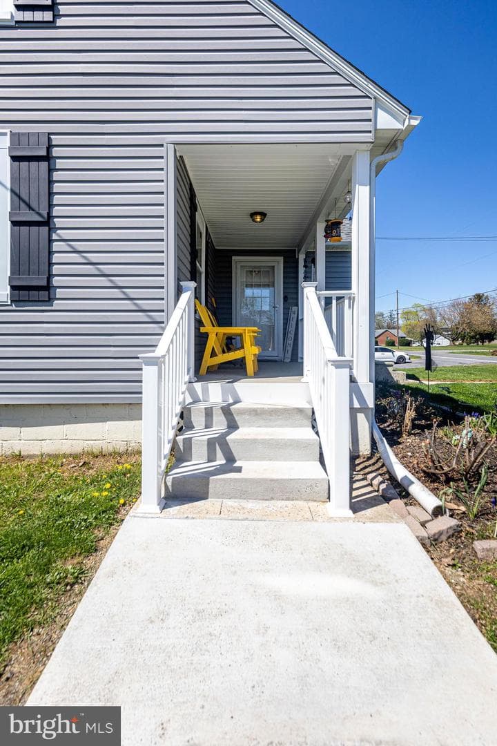 4568 Newman Road photo 6