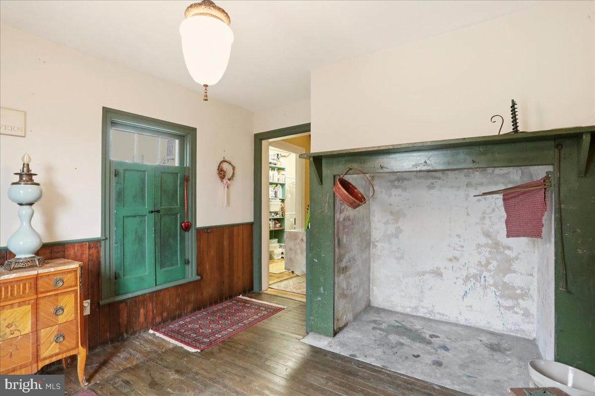 627 Philadelphia Avenue photo 23