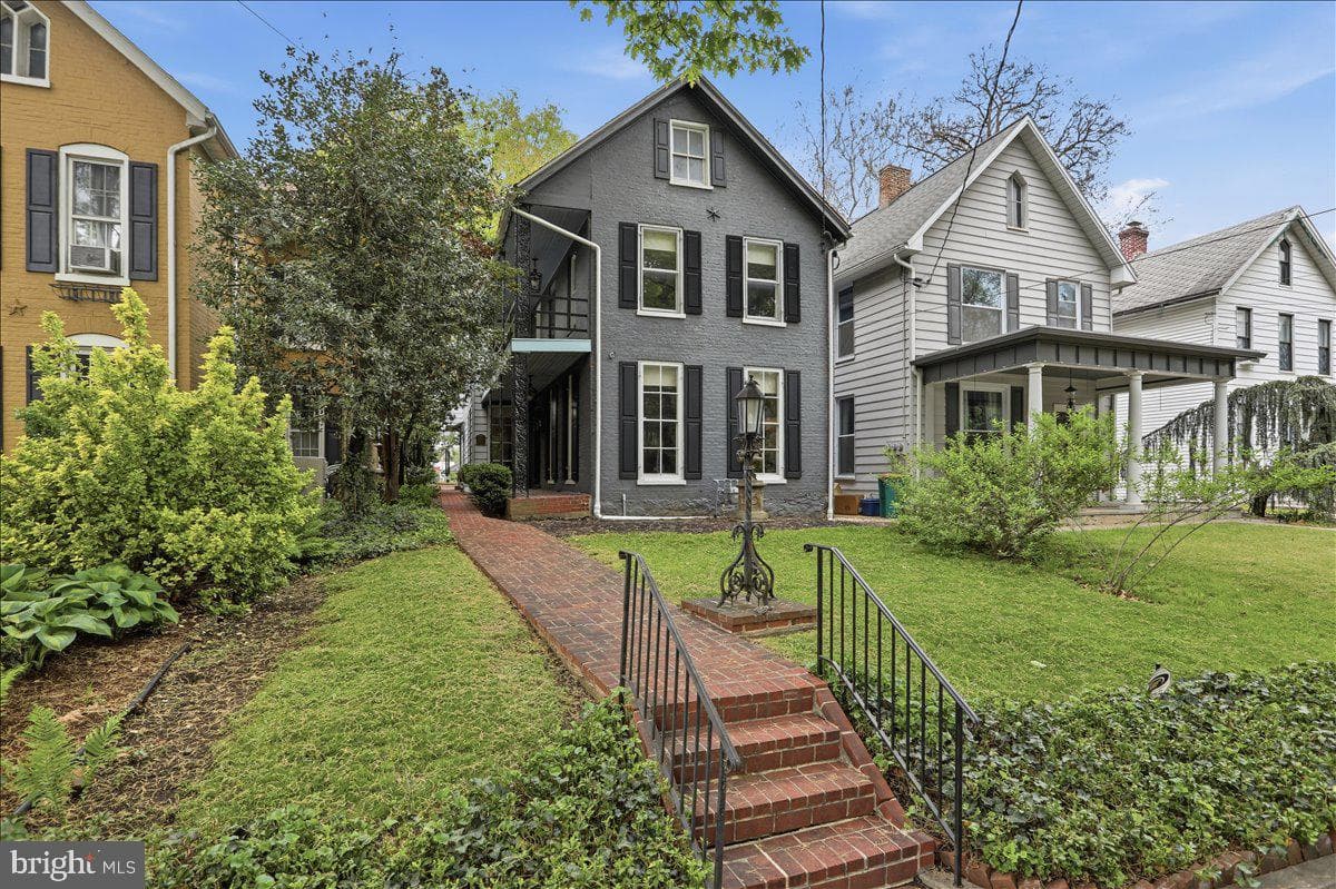 627 Philadelphia Avenue photo 3