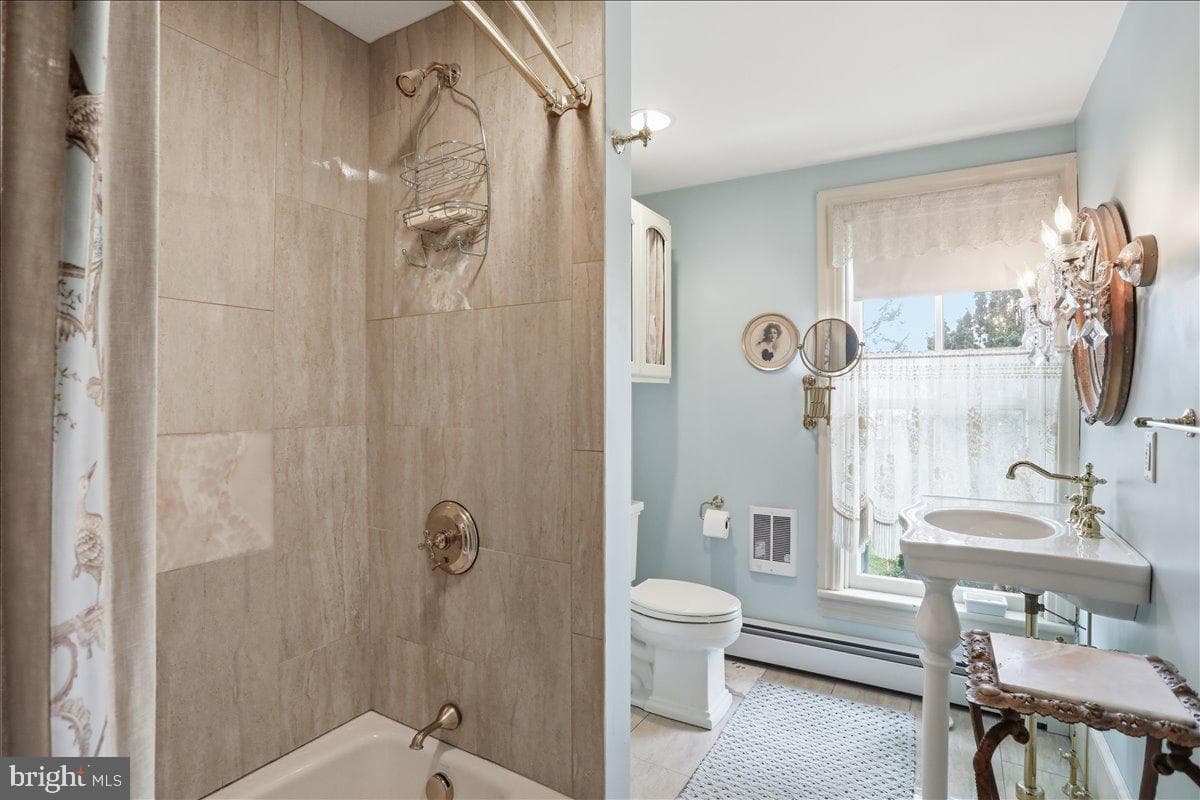 627 Philadelphia Avenue photo 38