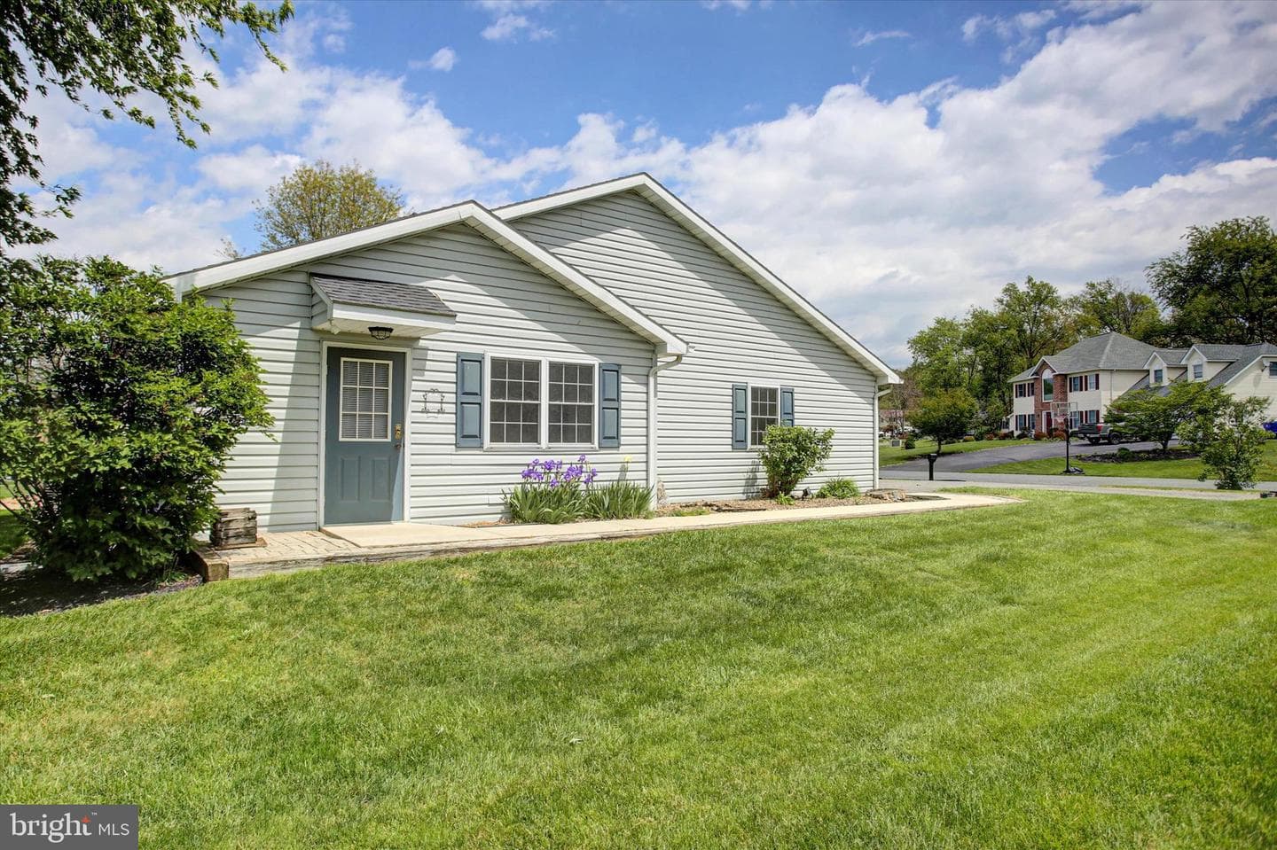 322 Elmont Circle photo 51