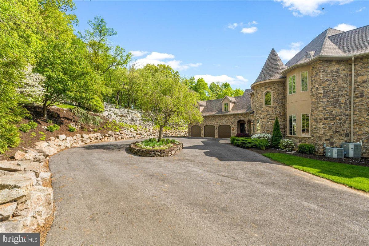 12565 Stone Crest Circle photo 142